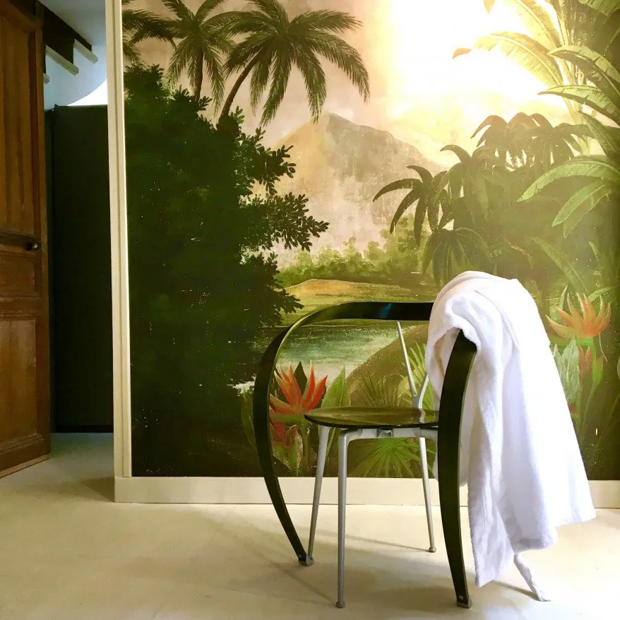 Suite Details Image
